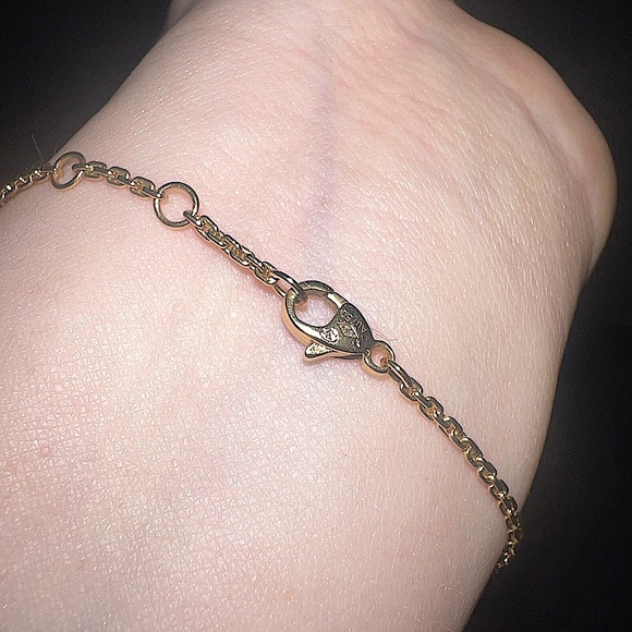 Authentic Idylle Blossom LV Bracelet, Yellow gold and diamond - Picture 6 of 6